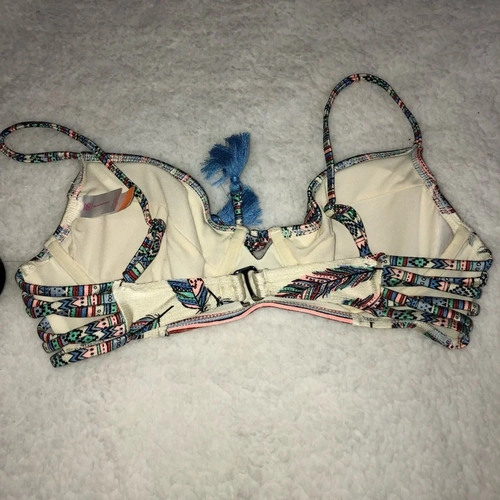 No Boundaries feather and aztec print NWT size medium​ Aztec colorful bikini​​ - Picture 5 of 8